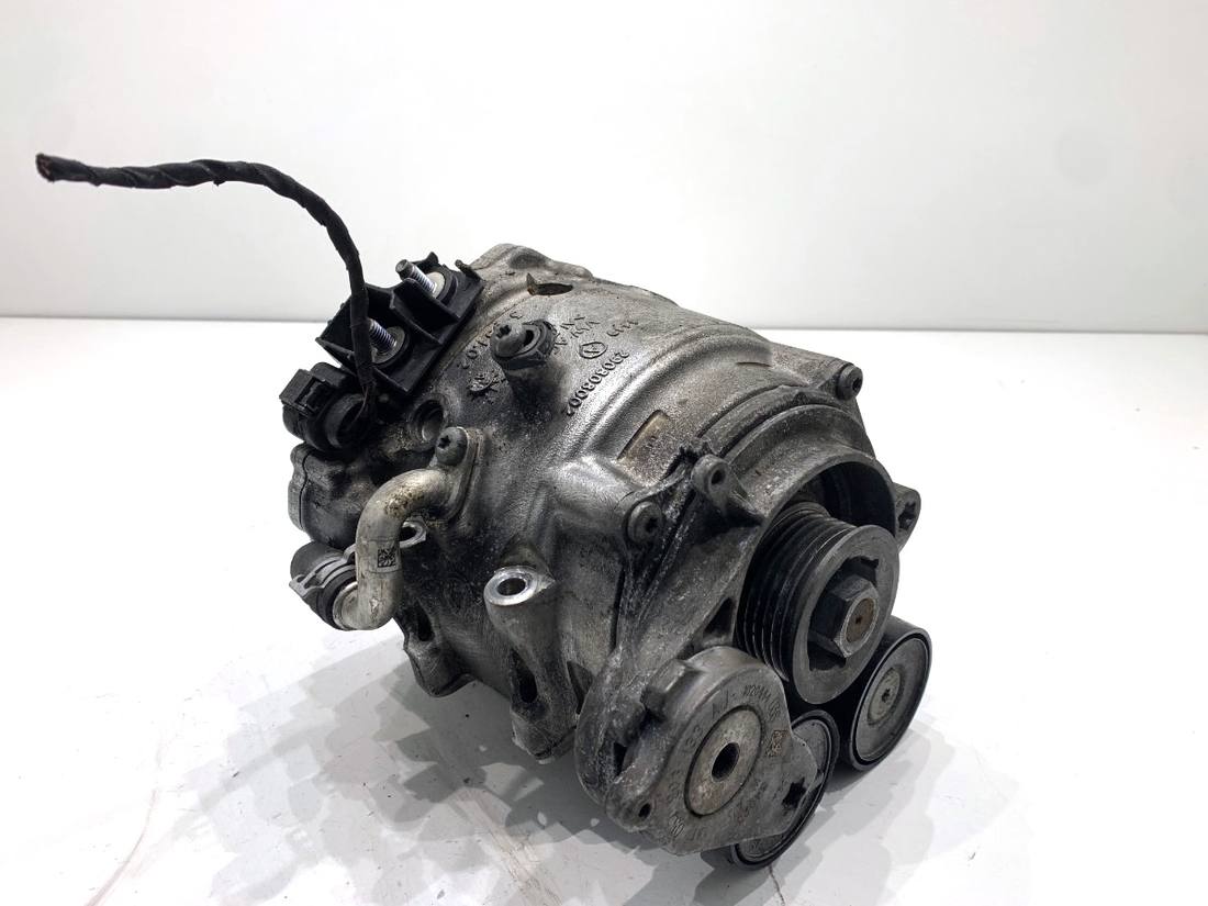 Генератор Audi A6 C8 290808002