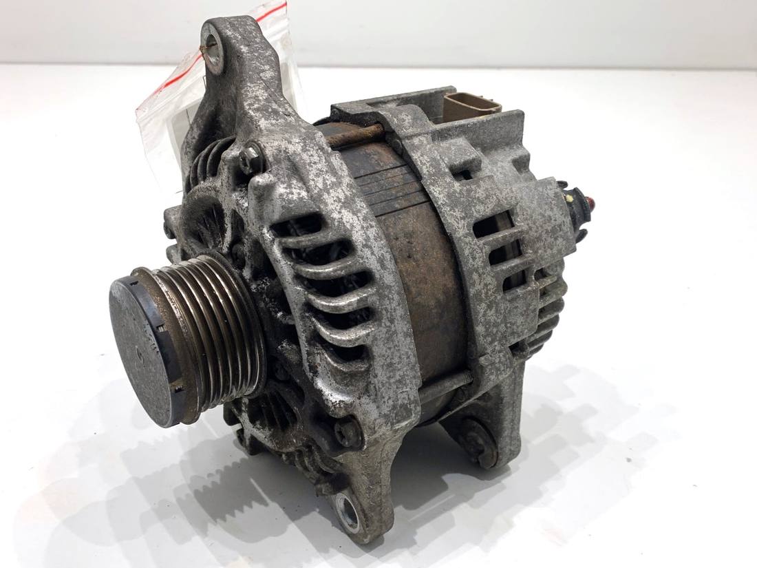 Генератор Mitsubishi Outlander 1800A288