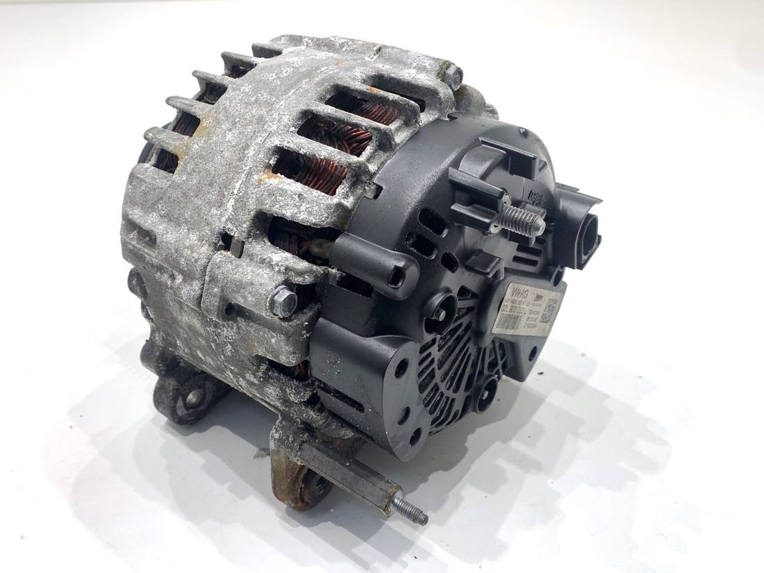 Генератор Audi A3 8V 03L903023L — фото детали 2