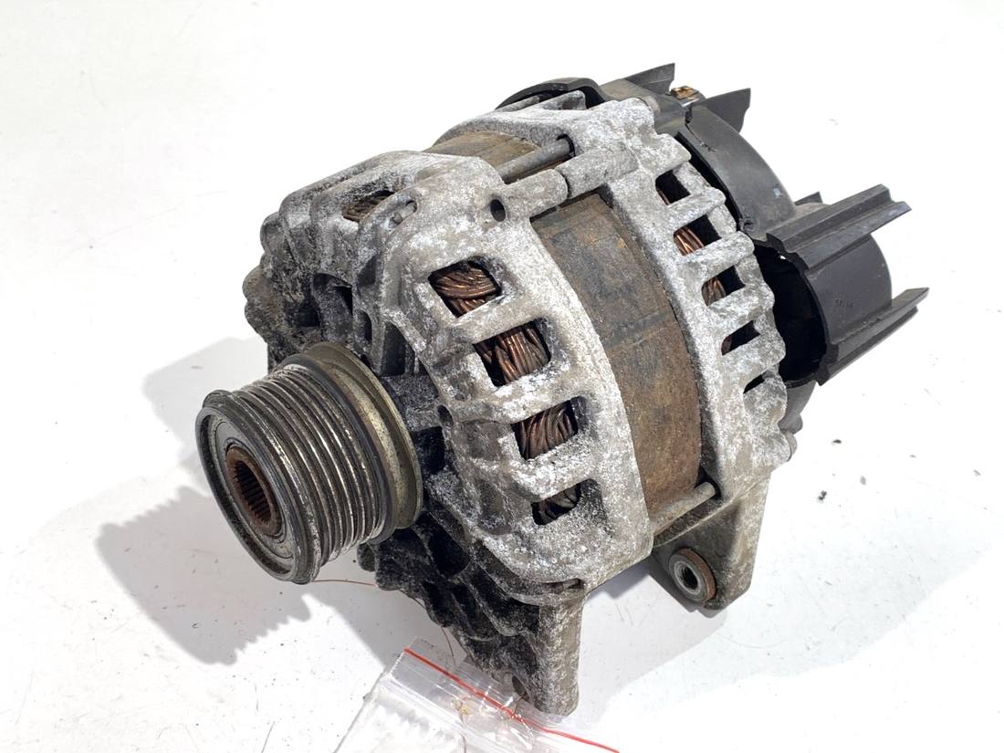 Генератор Renault Kangoo 231007536R