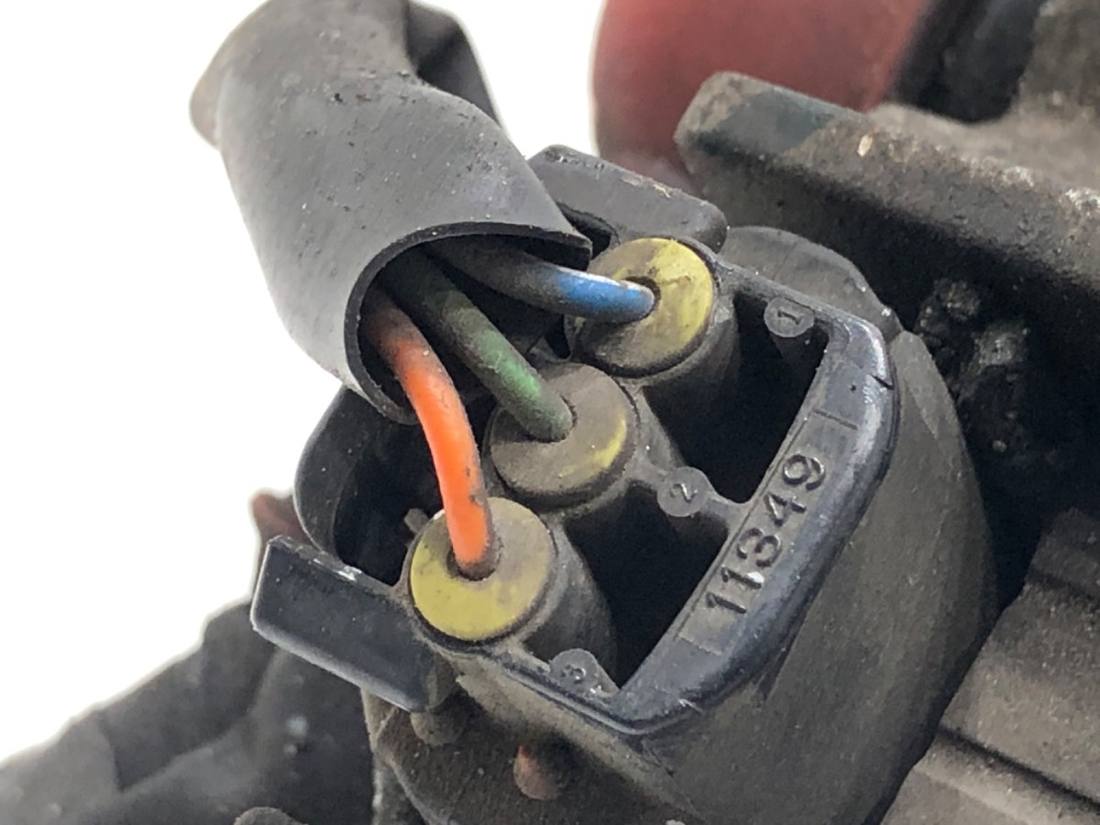 Генератор Nissan Micra 231001HN1A — фото деталі 5