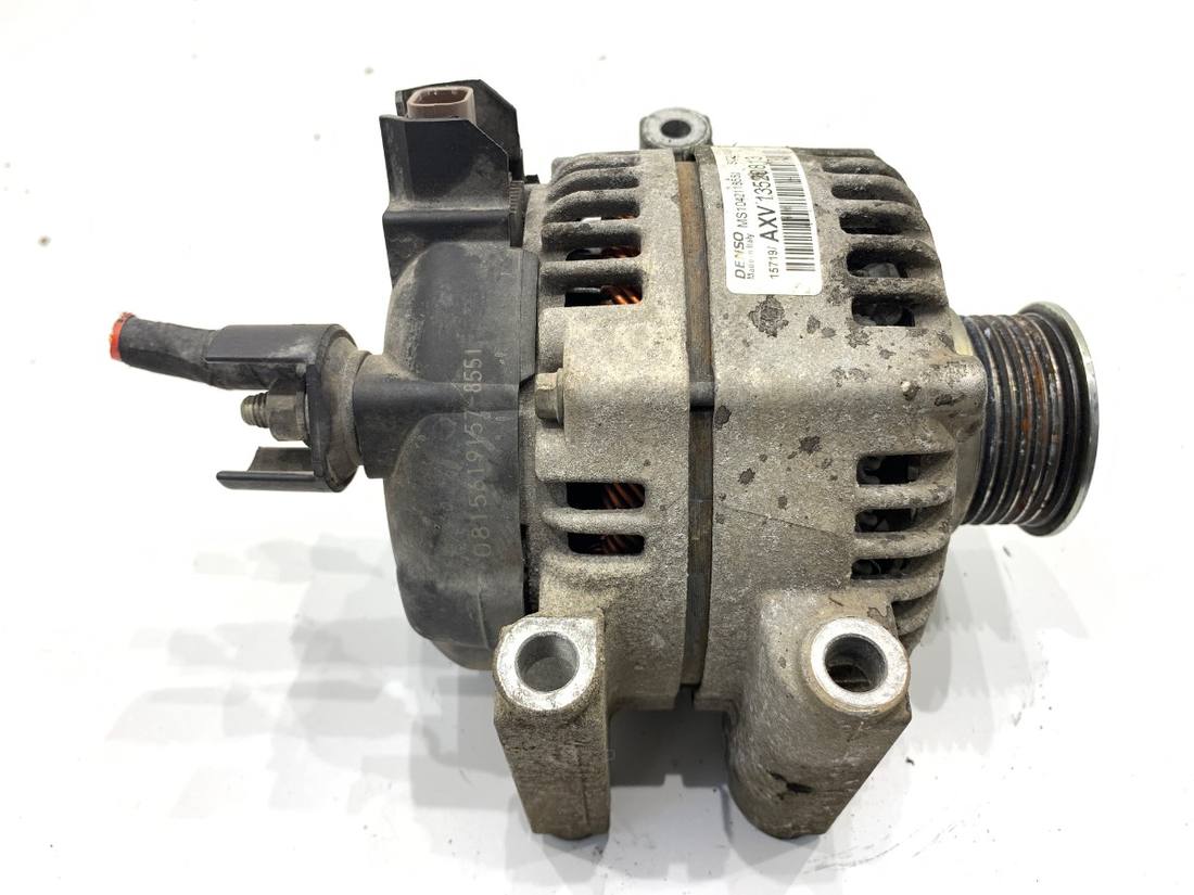 Генератор Opel Astra K 13520813