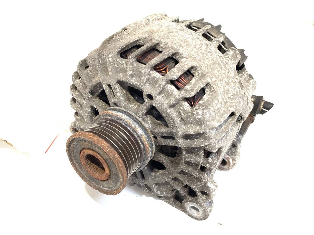 Генератор Volkswagen Golf 7 TG14C043 — фото детали 2