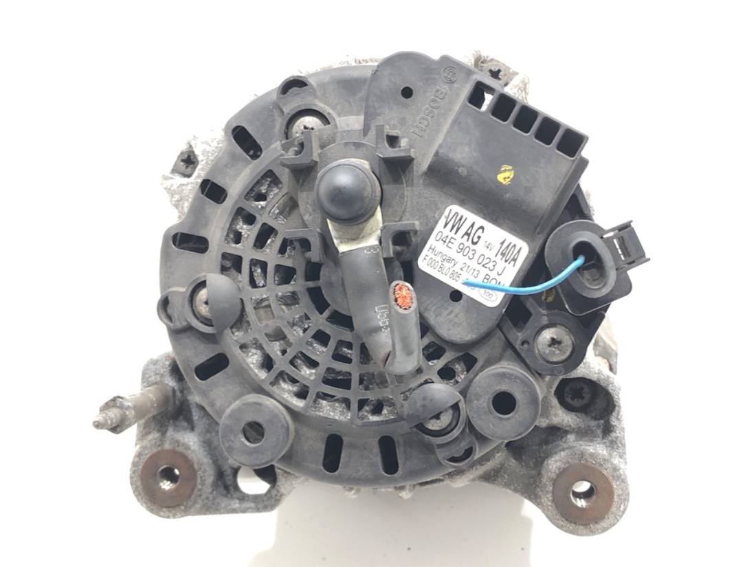 Генератор Volkswagen Golf 7 04E903023J — фото детали 3