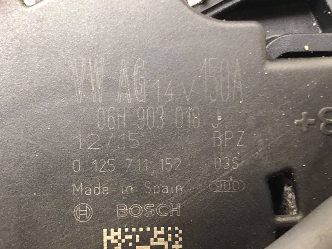 Генератор Audi A4 B8 06H903018J — фото деталі 4