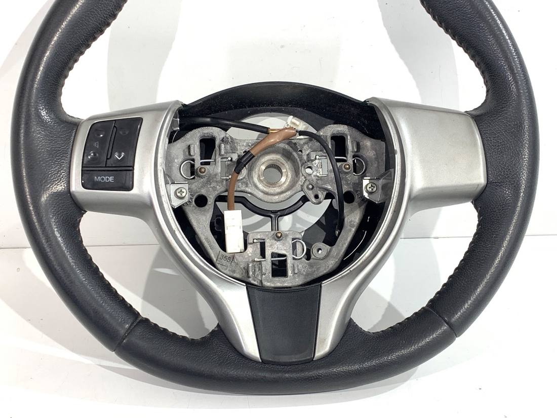 Руль Toyota Yaris 4 45100-0D490C1 — фото детали 2