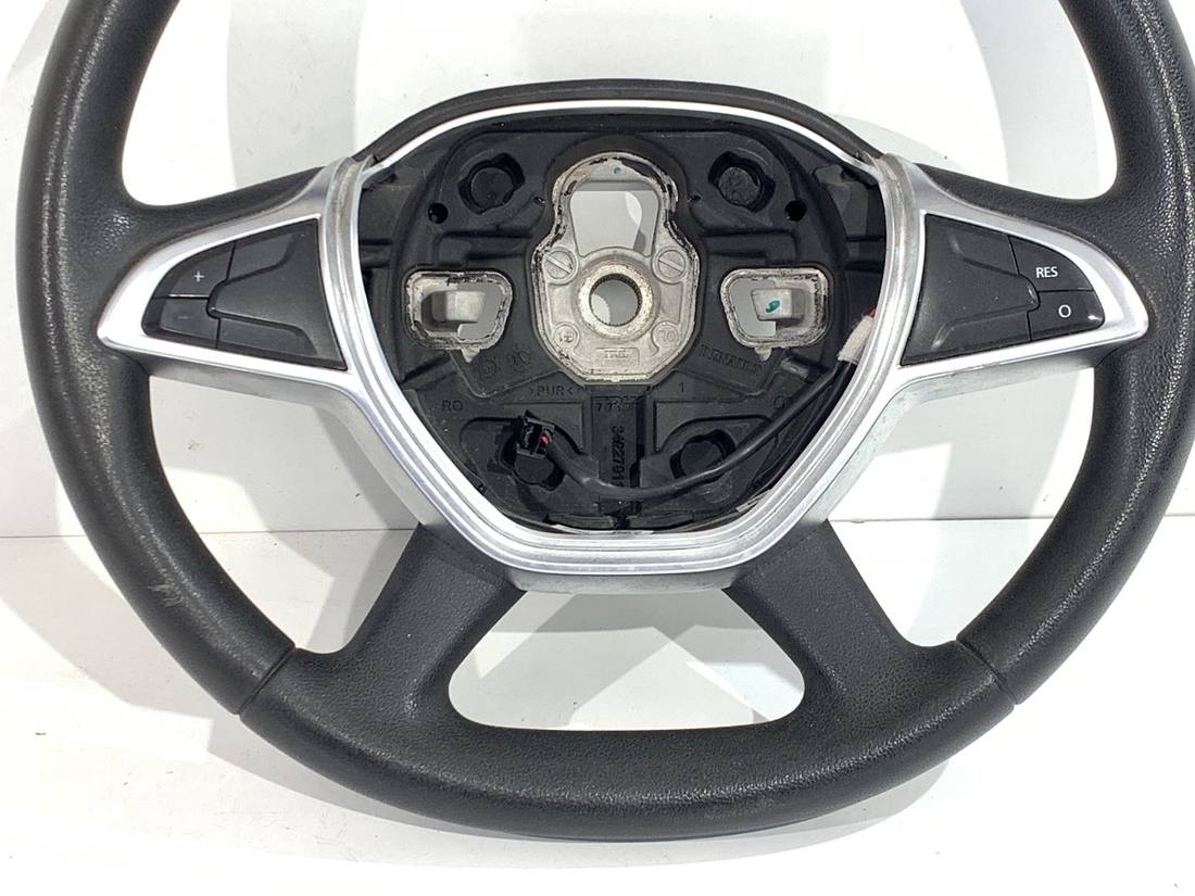 Руль Dacia Lodgy 484005093R — фото детали 2