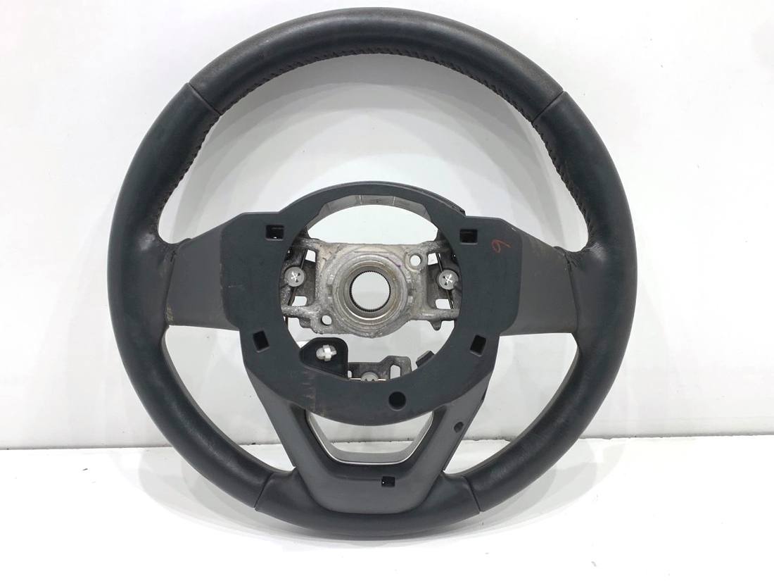 Руль Toyota Yaris 3 — фото детали 2