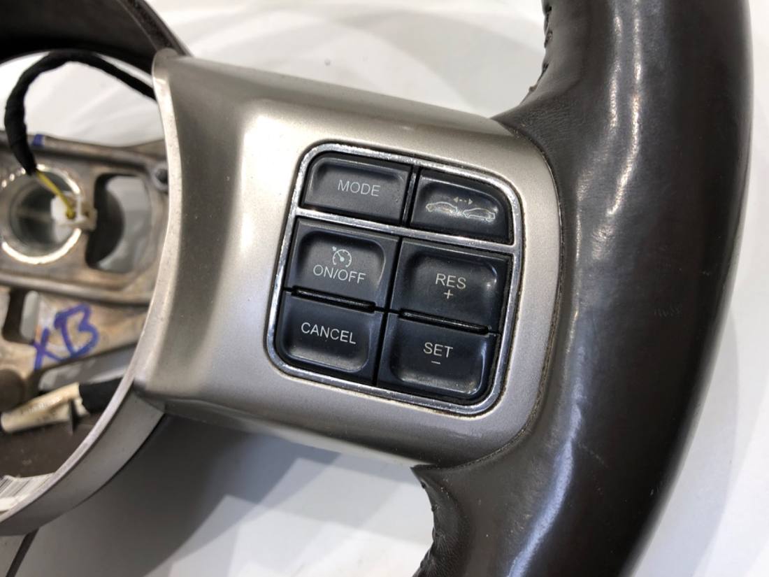 Кермо Jeep Grand Cherokee — фото деталі 4