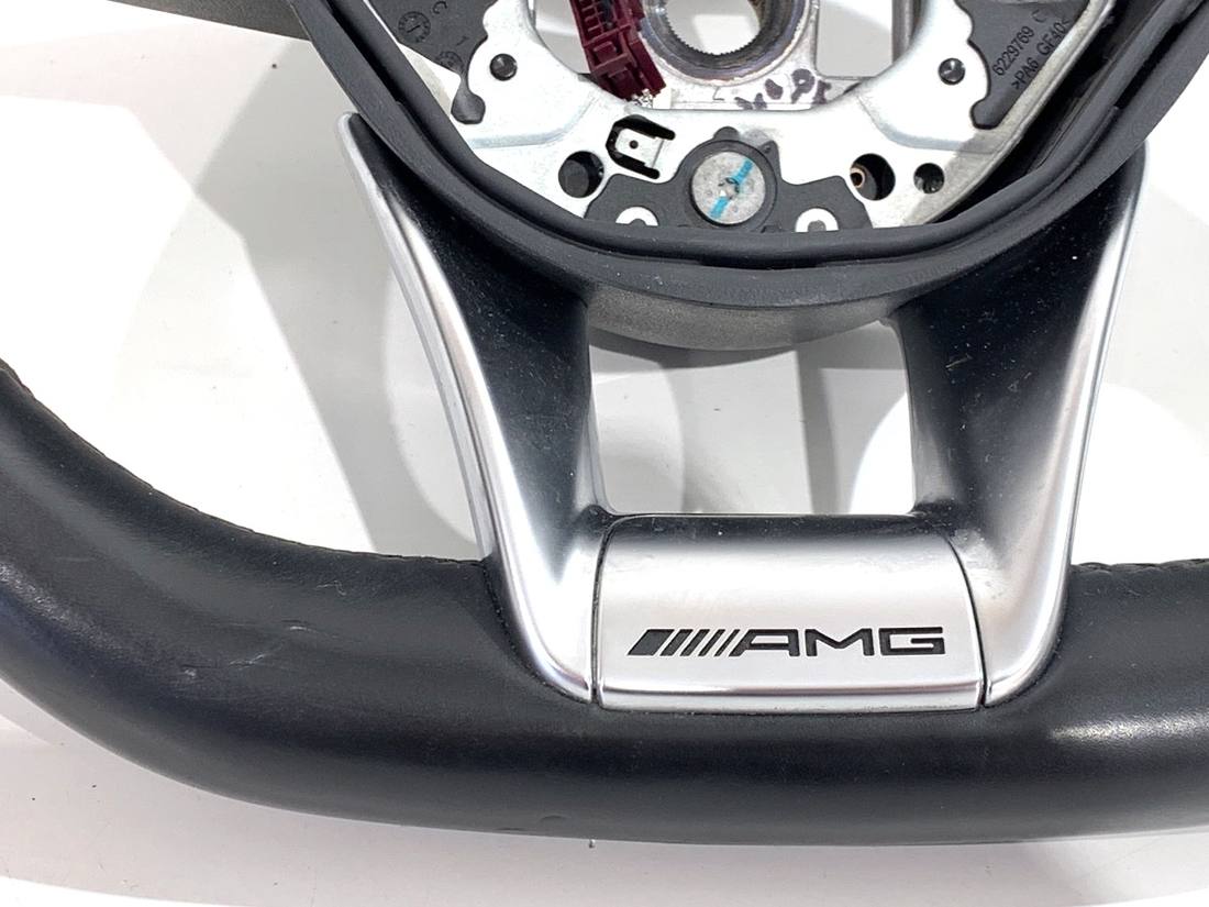 Кермо Mercedes C W205 A2054602603 — фото деталі 3