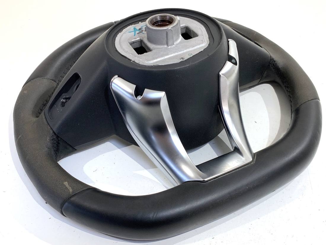 Кермо Mercedes C W205 A2054602603 — фото деталі 6