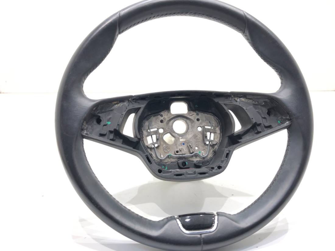 Кермо Skoda Kamiq