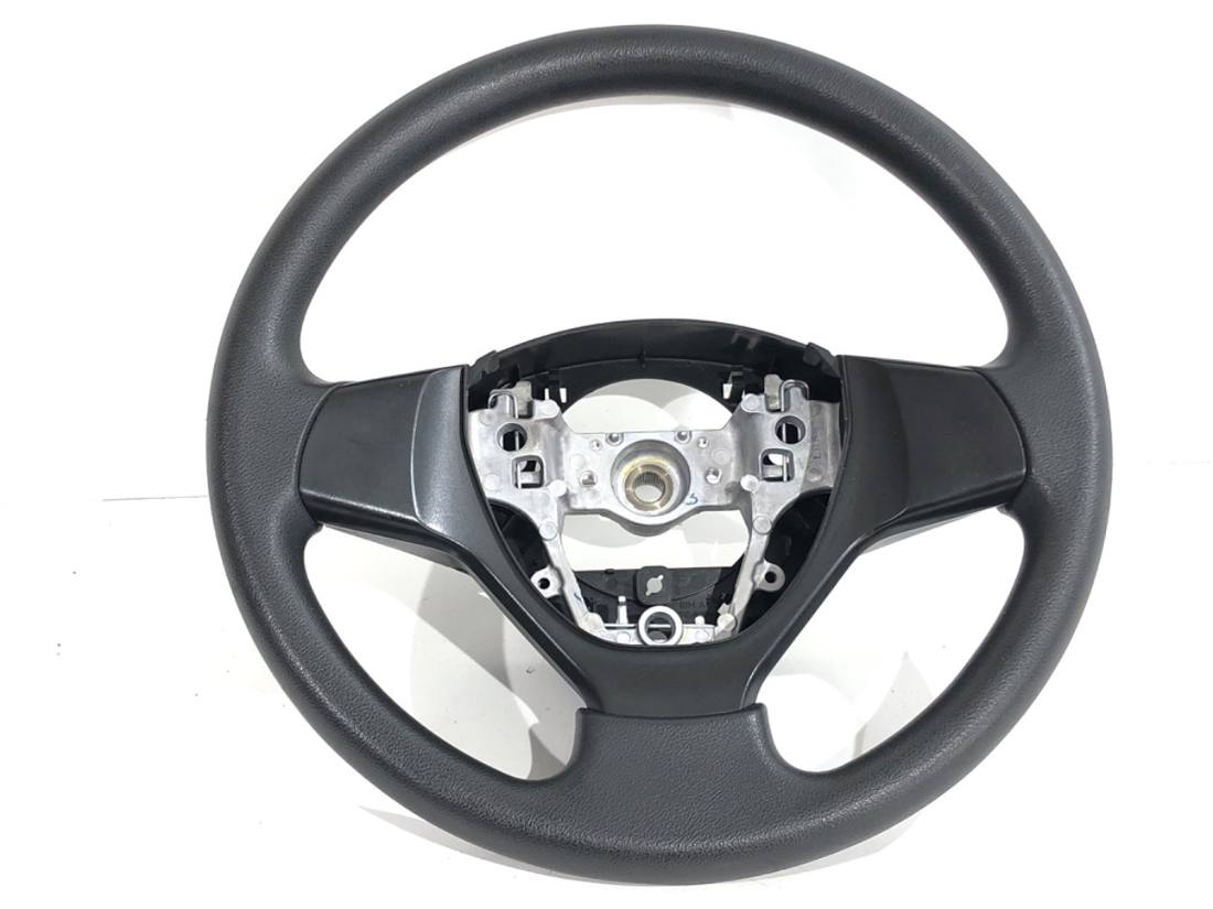 Кермо Suzuki Swift