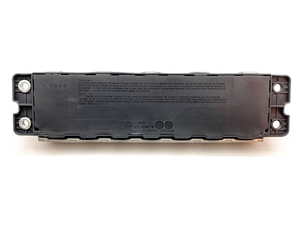 Подушка безопасности Airbag Mercedes C W205 2058601500