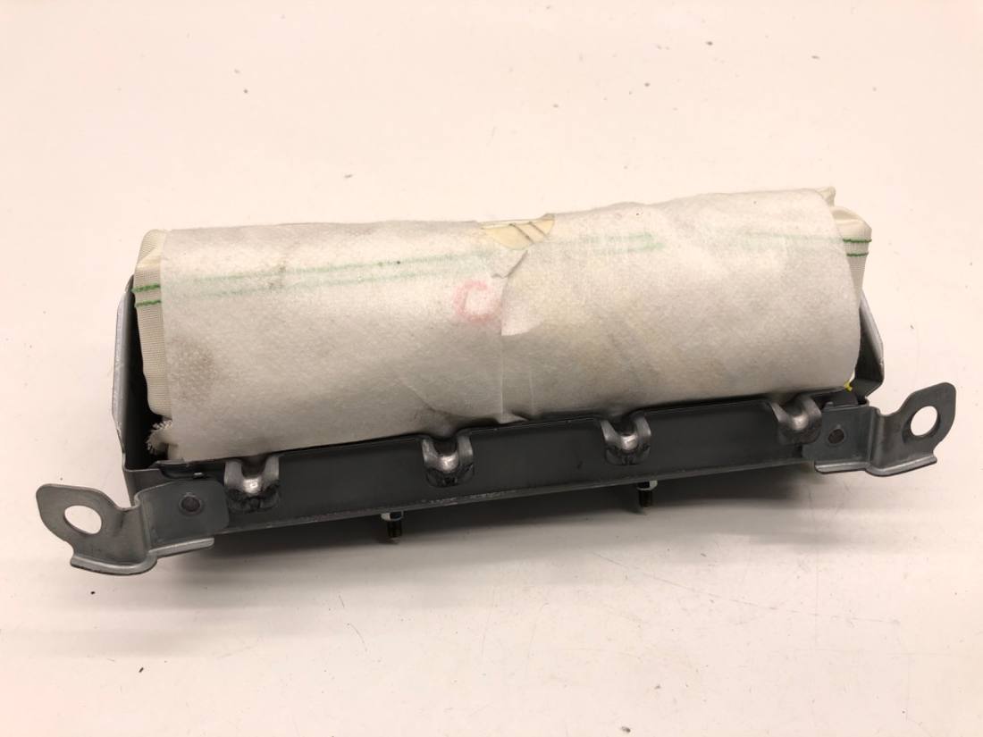 Подушка безопасности Airbag Toyota Auris 0589-P1-000297