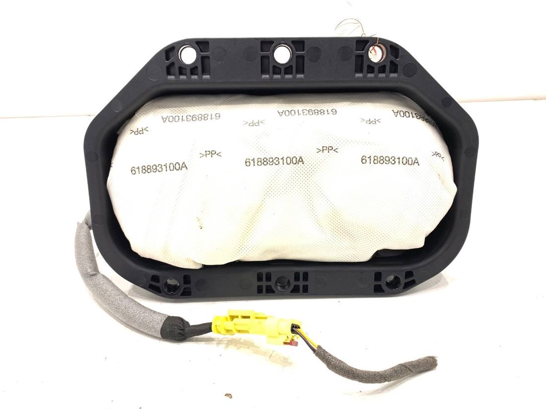 Подушка безпеки Airbag Opel Zafira C 13381058