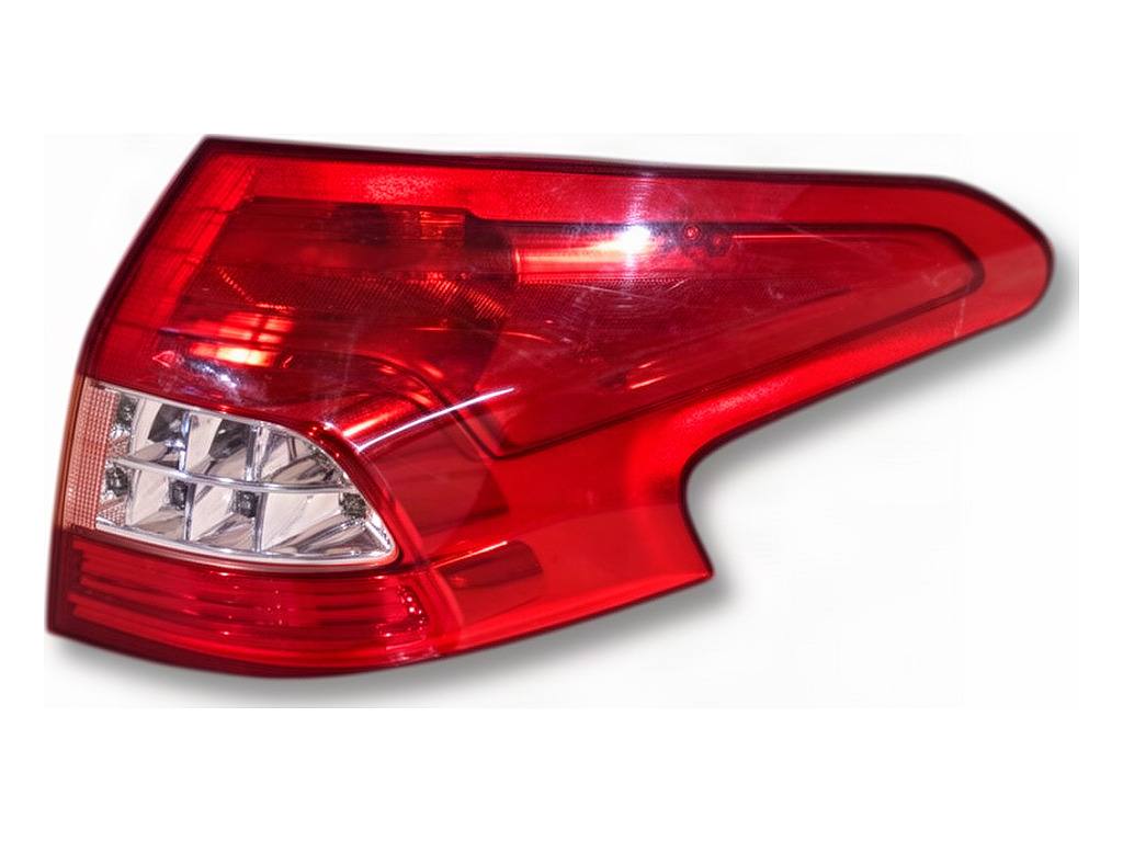 Ліхтар задній правий Citroen C5 8X8X-13404-AX
