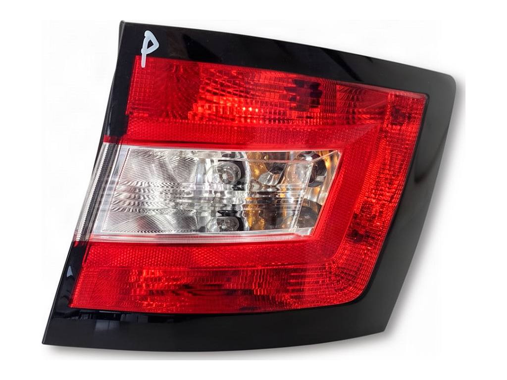 Ліхтар задній правий Skoda Fabia 3 6V9945112