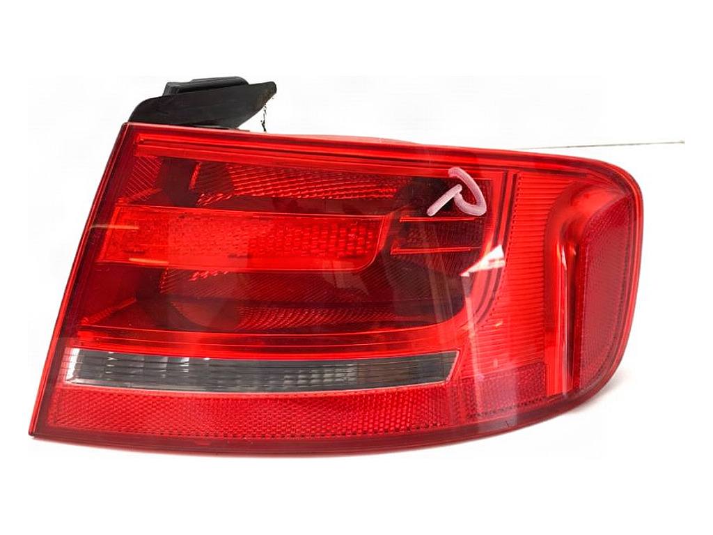 Ліхтар задній правий Audi A4 B8 8K5945096D
