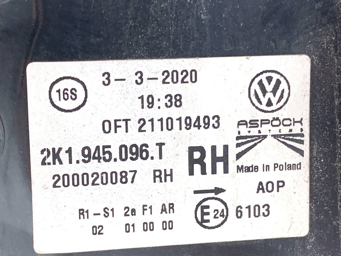 Ліхтар задній правий Volkswagen Caddy 2K1945096T — фото деталі 6