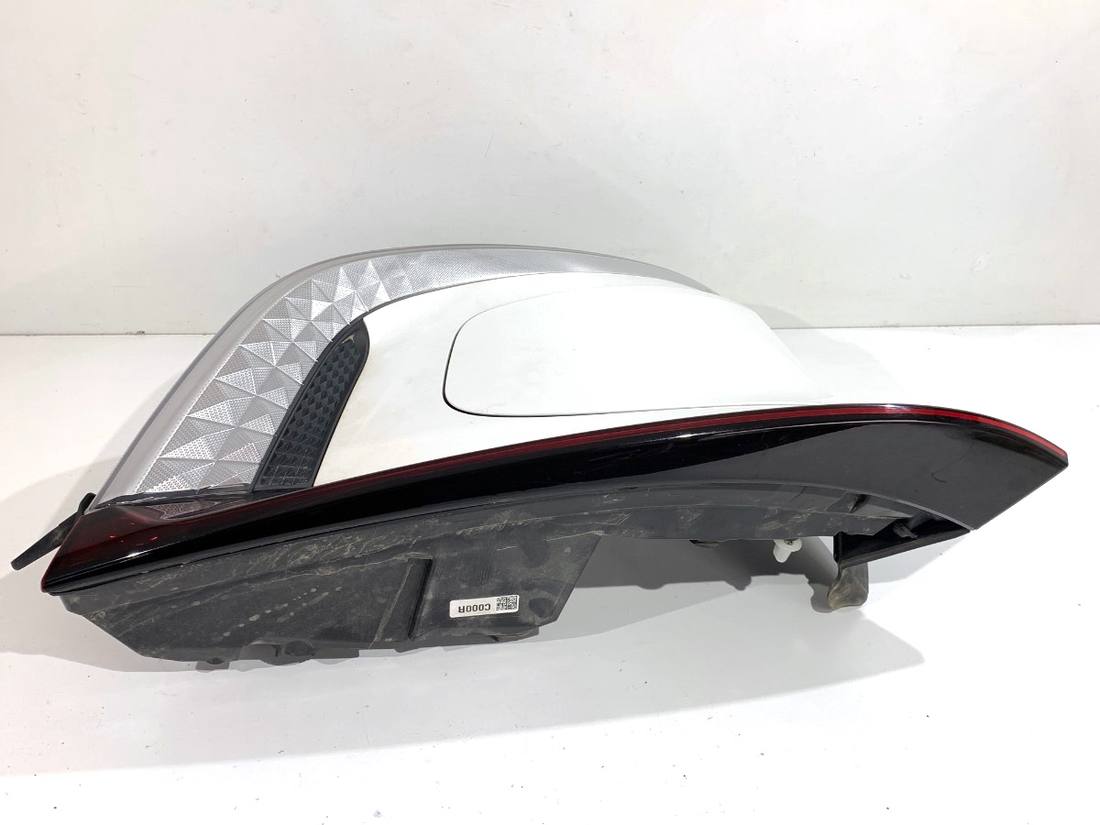 Ліхтар задній правий Kia EV6 — фото деталі 2