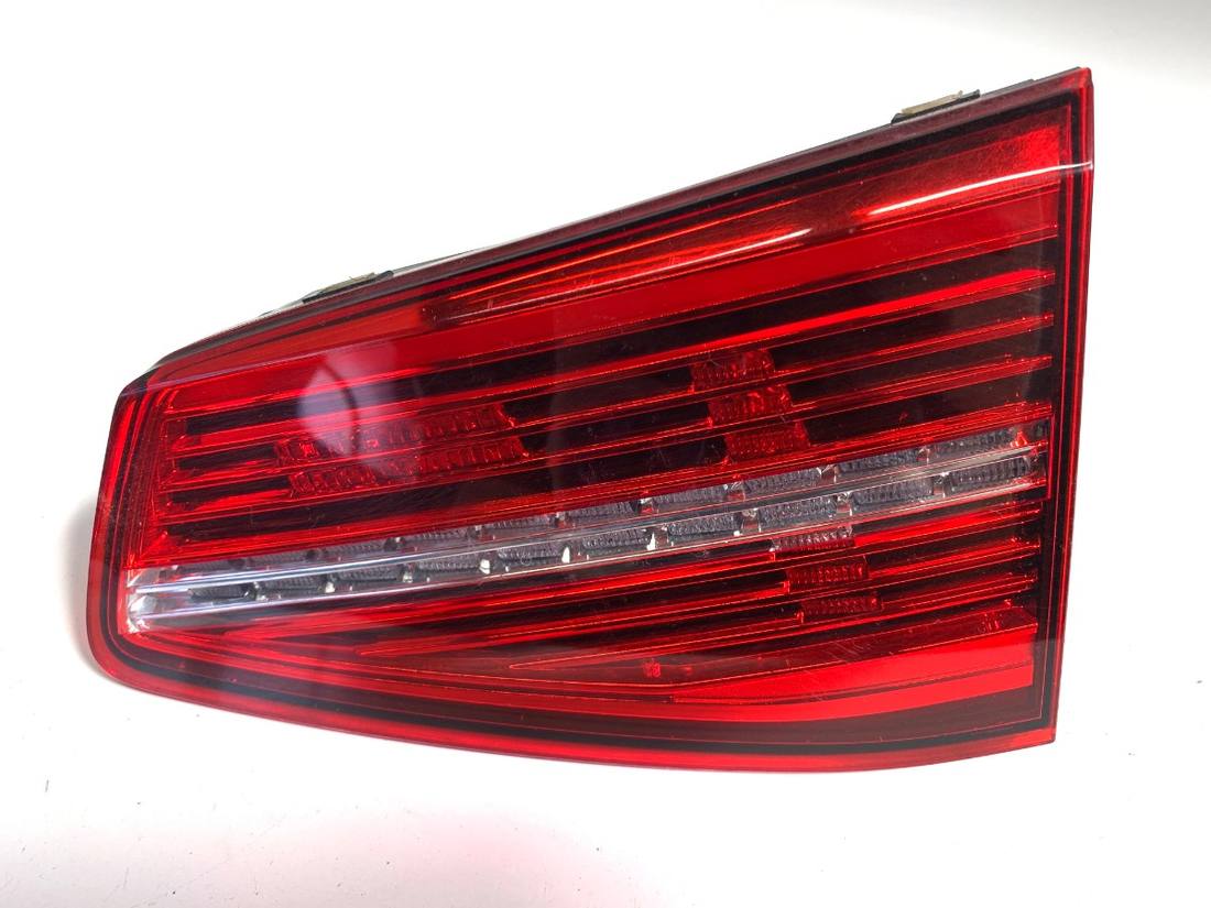 Ліхтар задній правий Volkswagen Passat B8 3G9945308A