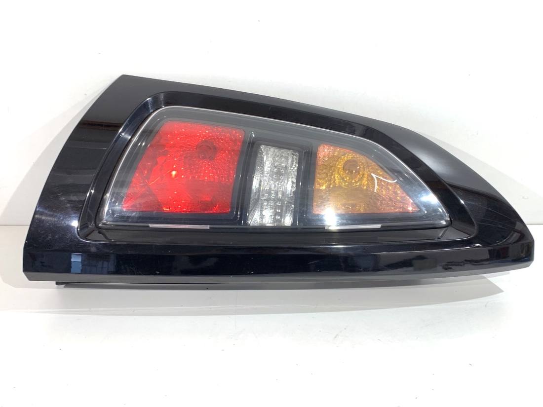 Фонарь задний правый Kia Soul 92401-2K0