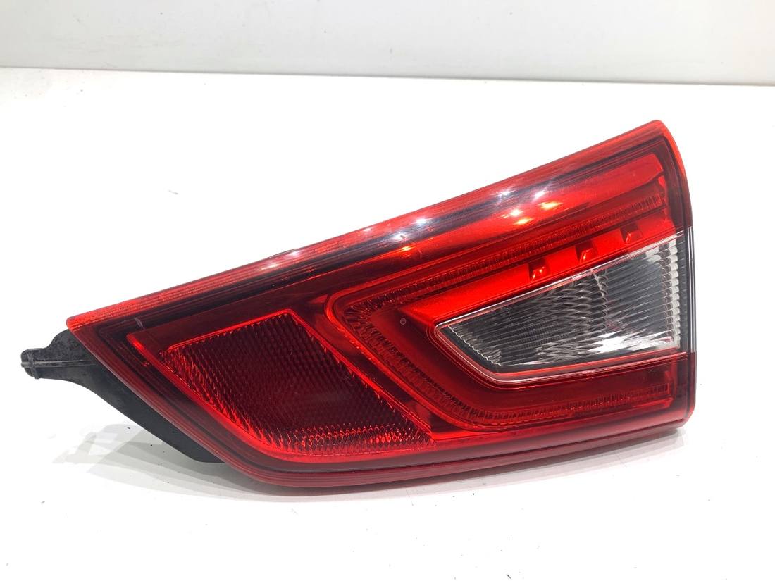 Ліхтар задній правий Nissan Qashqai