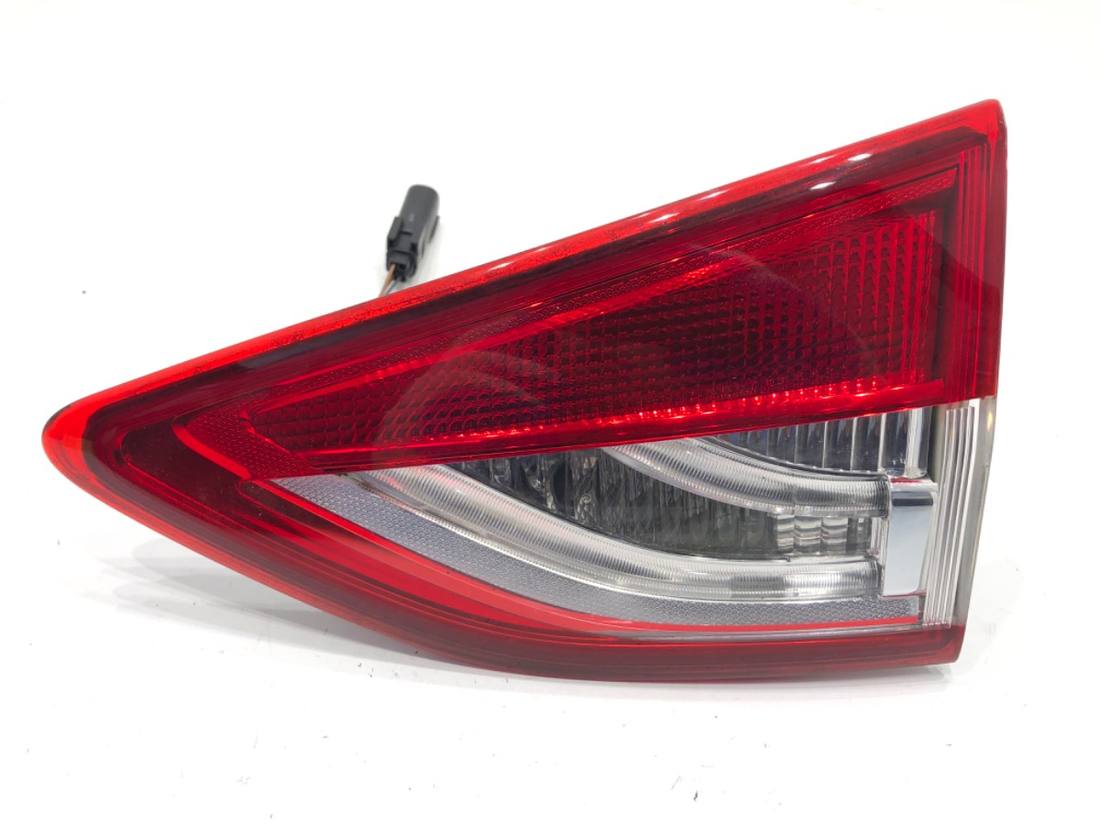 Фонарь задний правый Ford Kuga CV4413A602BG