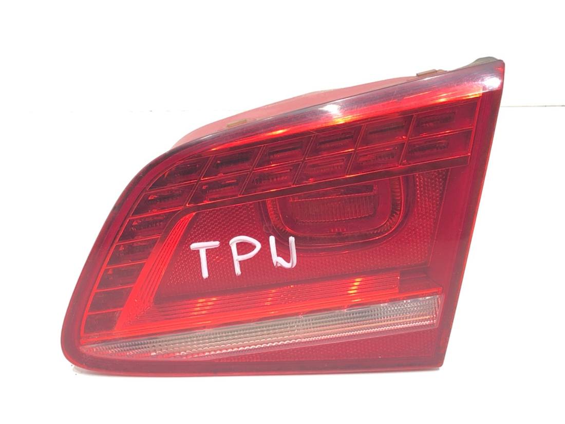 Ліхтар задній правий Volkswagen Passat B7 3AE945308B