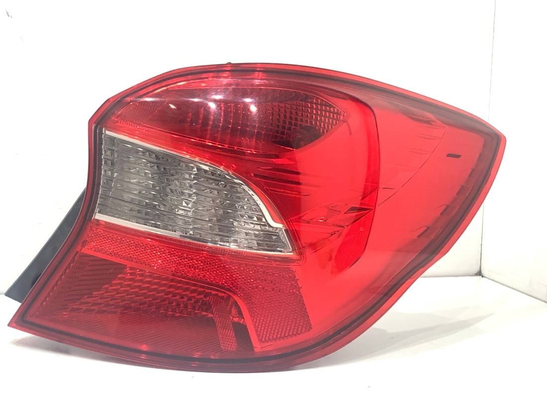 Ліхтар задній правий Ford KA J7BB-13404-HB
