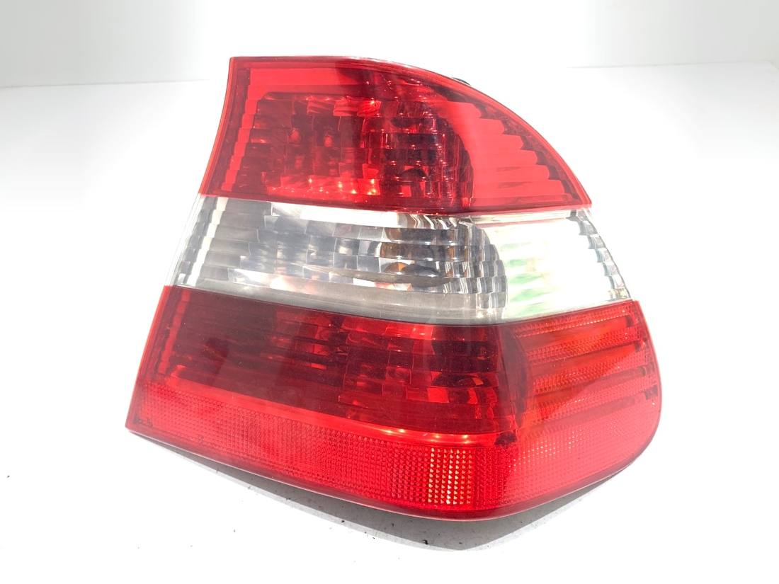 Ліхтар задній правий BMW 3 E46 6910532