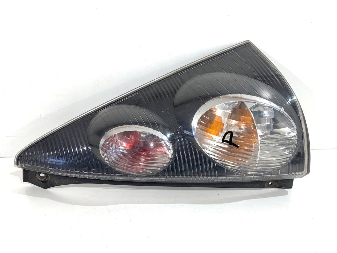Фонарь задний правый Citroen C1 81550-0H060