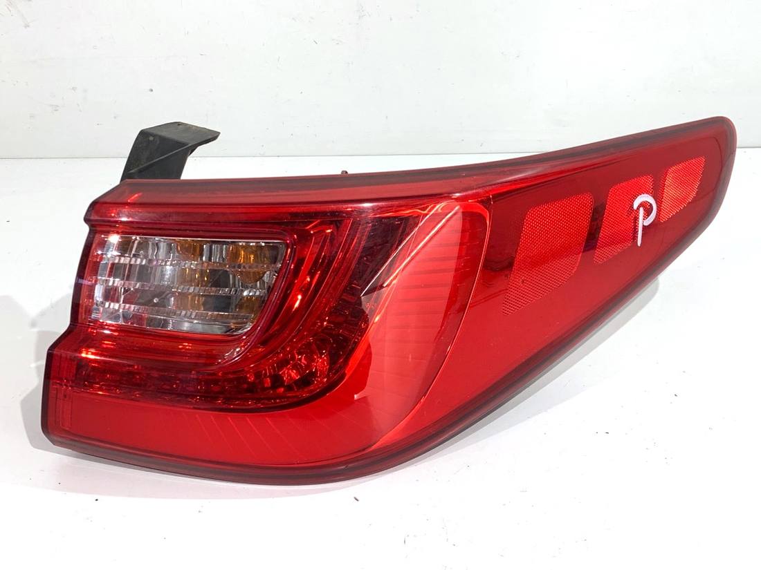 Ліхтар задній правий Kia Optima