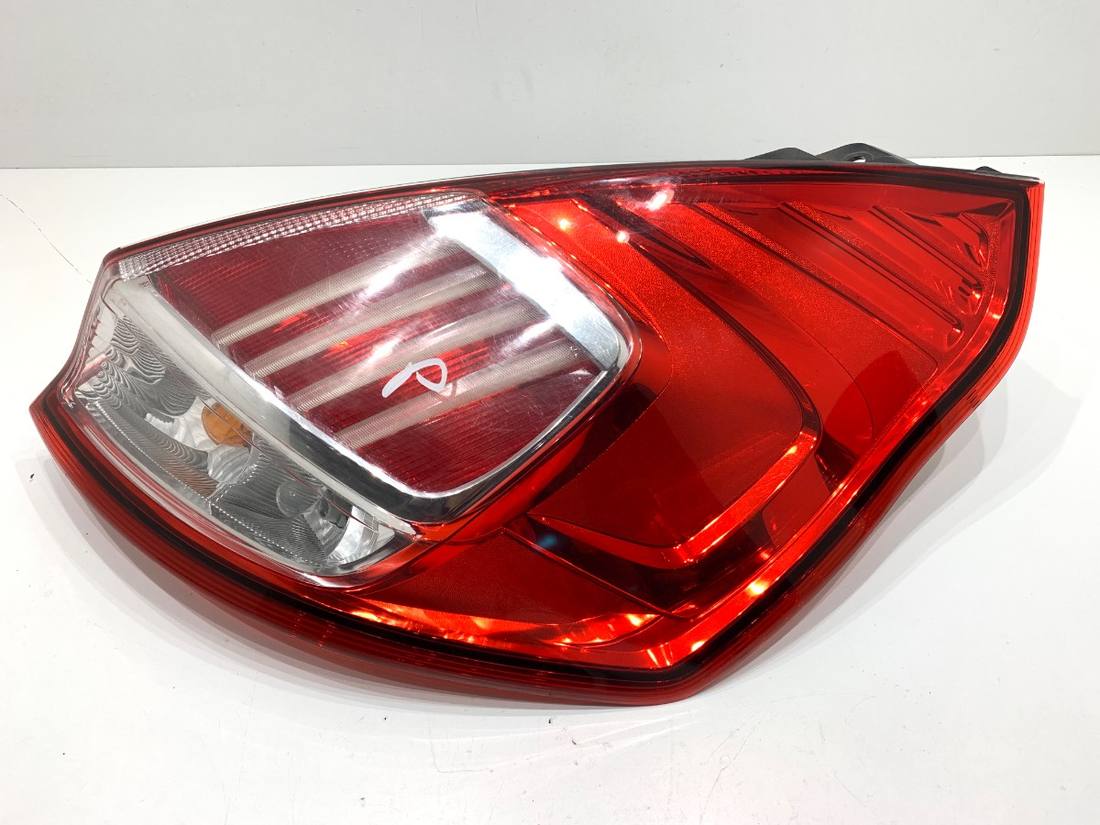 Ліхтар задній правий Ford Fiesta 00199726
