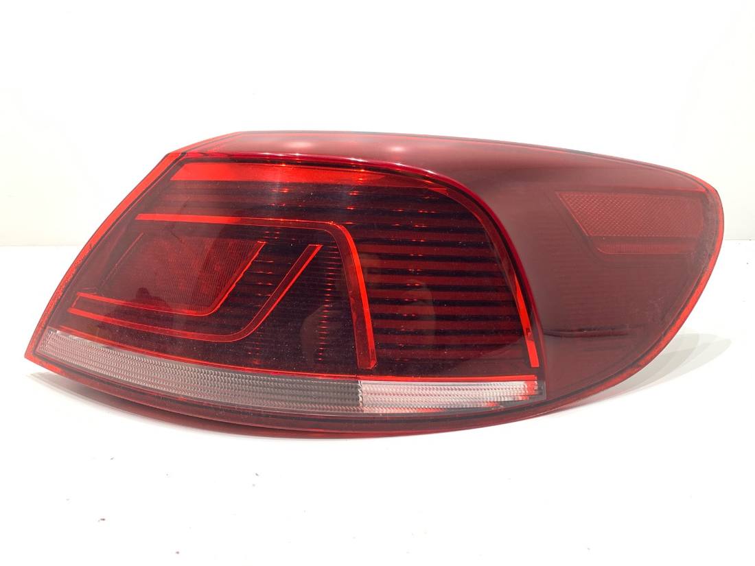 Ліхтар задній правий Volkswagen Passat CC 3C8945208AD