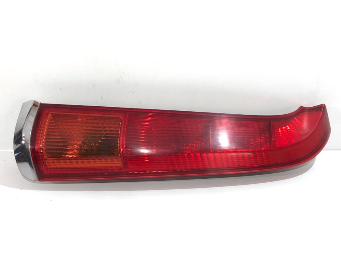 Ліхтар задній правий Honda Stream