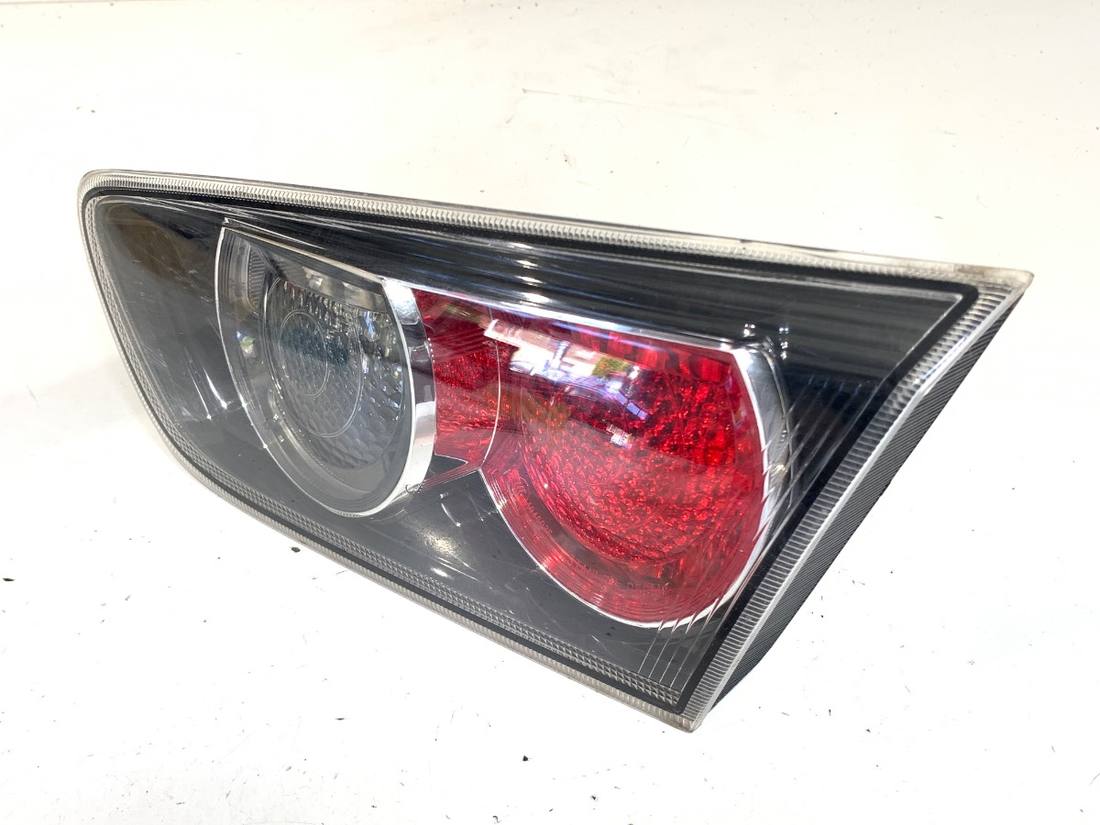 Ліхтар задній правий Mitsubishi Lancer — фото деталі 2
