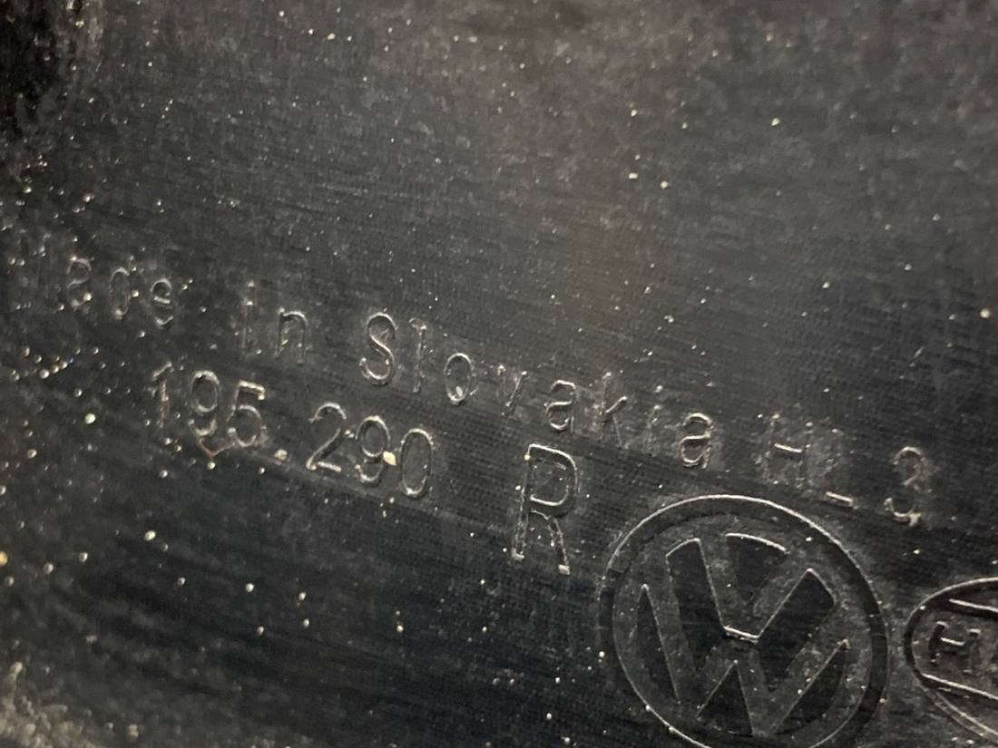Ліхтар задній правий Volkswagen Passat B8 — фото деталі 4