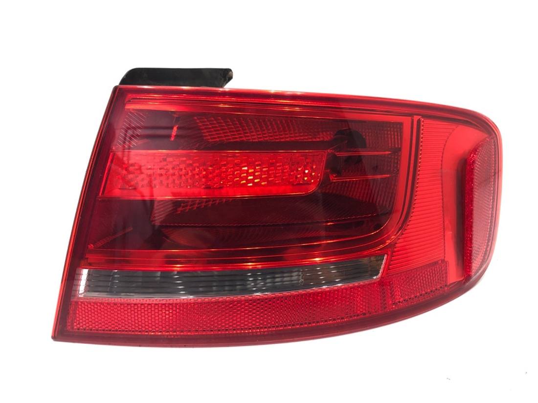 Ліхтар задній правий Audi A4 B8