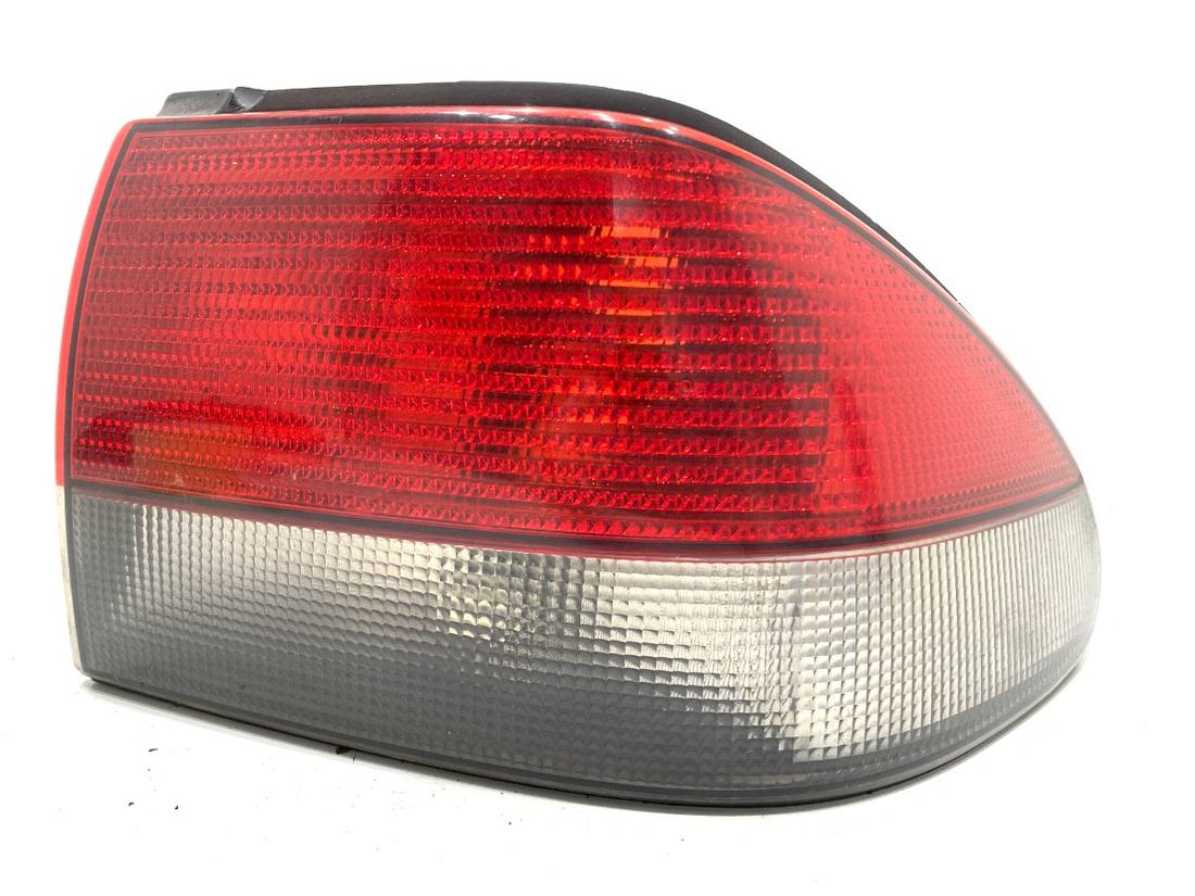 Ліхтар задній правий Saab 9-3