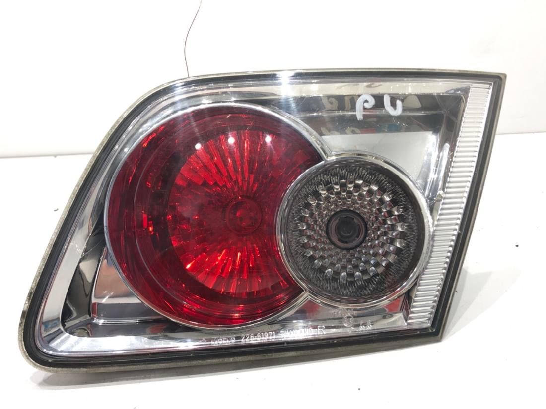 Ліхтар задній правий Mazda 6 226-61971