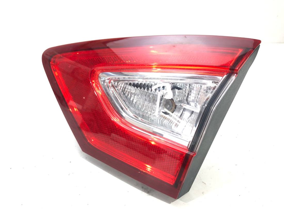 Ліхтар задній правий Ford Mondeo DS73-13A602-AF