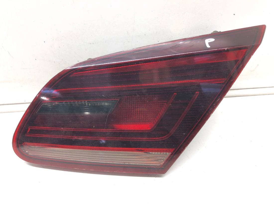 Ліхтар задній правий Volkswagen Passat CC 3C8945308R