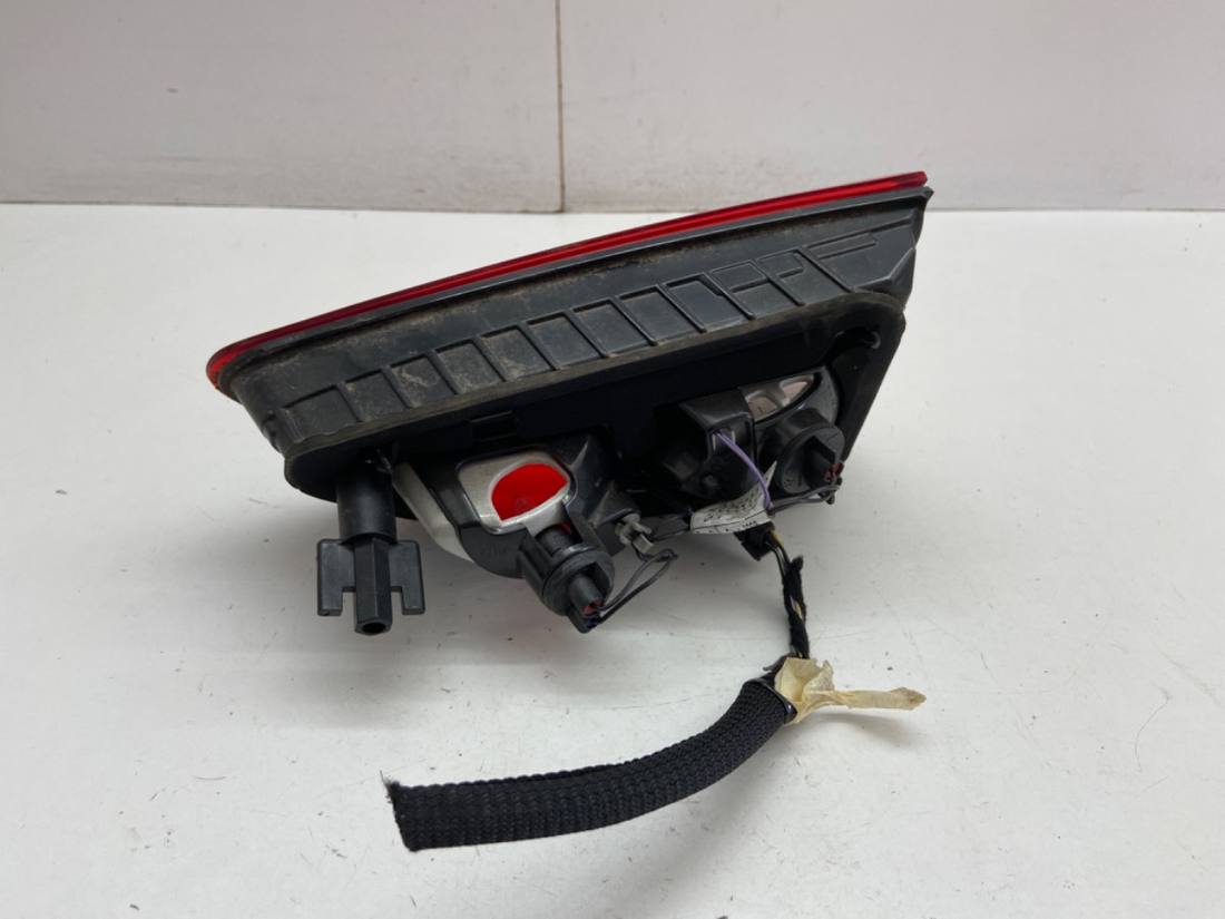 Ліхтар задній лівий Opel Insignia 39107532 — фото деталі 2