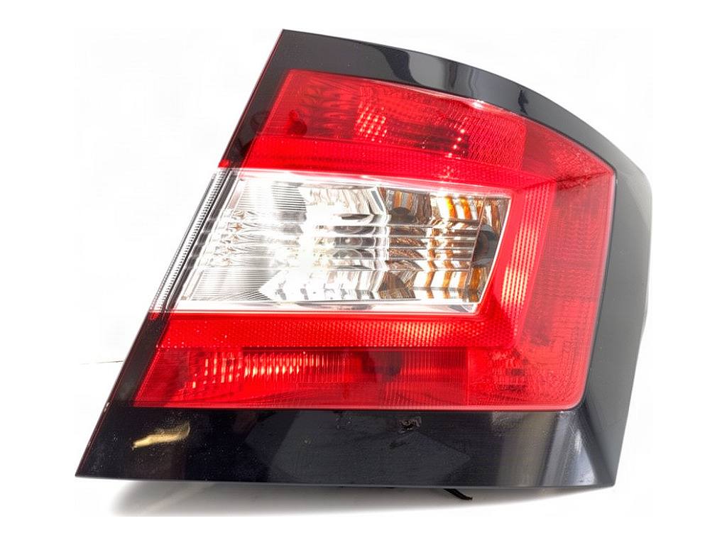Ліхтар задній лівий Skoda Fabia 3 6V6945112
