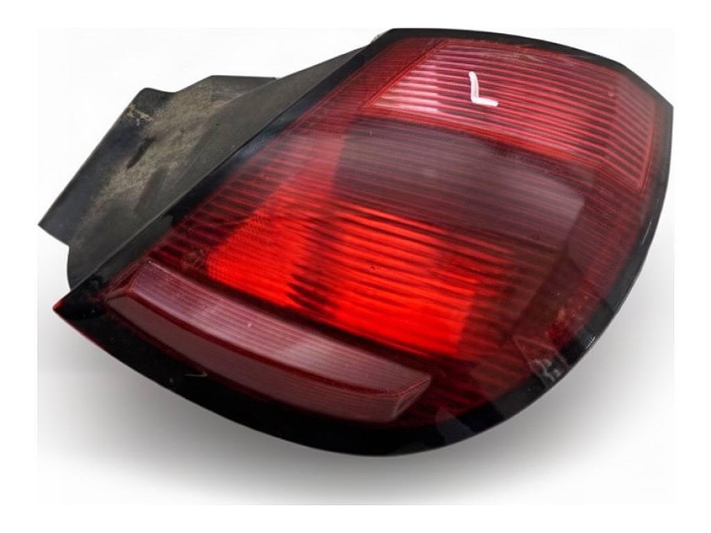 Фонарь задний левый Mitsubishi Colt MR957365