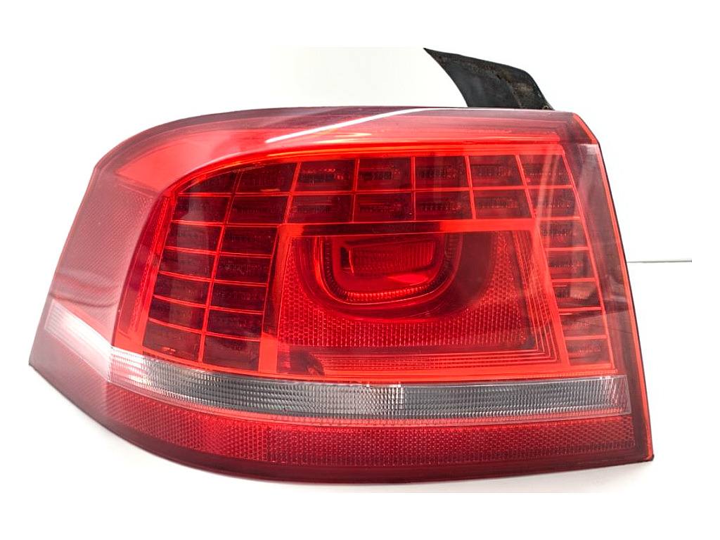 Ліхтар задній лівий Volkswagen Passat B7