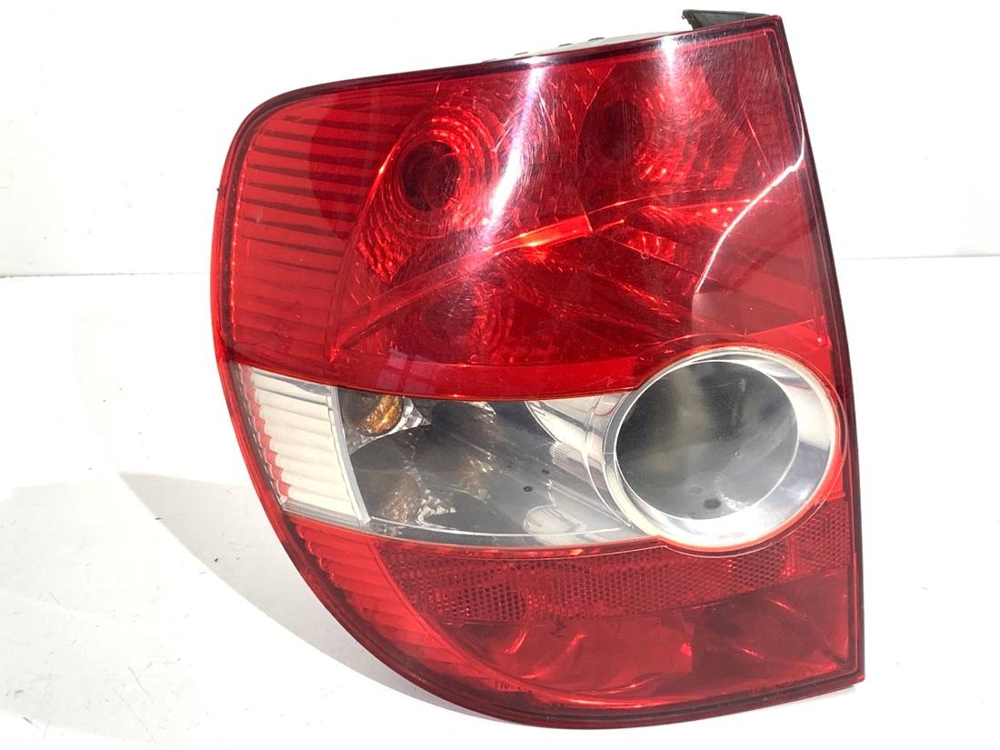 Ліхтар задній лівий Volkswagen Fox 5Z0945095A