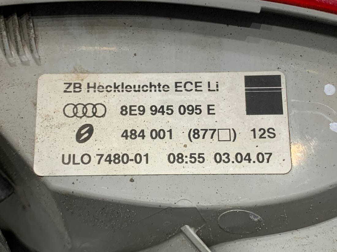 Ліхтар задній лівий Audi A4 B7 8E9945095E — фото деталі 4